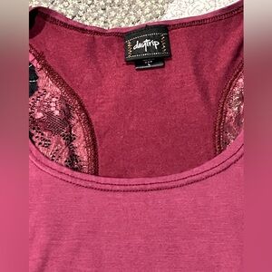 Daytrip Women's Lace Trim tank top